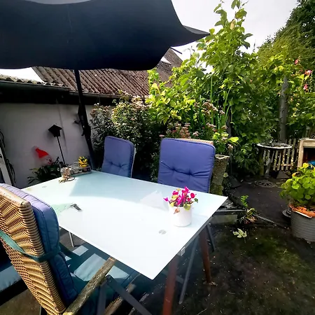 Den Gamle Smedie *