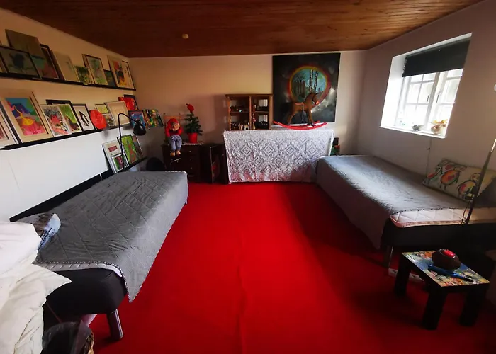 Den Gamle Smedie منزل للإقامة Holbæk